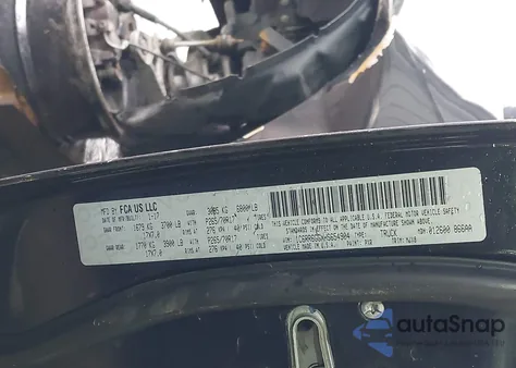 2017 Ram 1500 Slt 4X2 6'4 Box из США, поврежденный, VIN 1C6RR6GGXHS654904